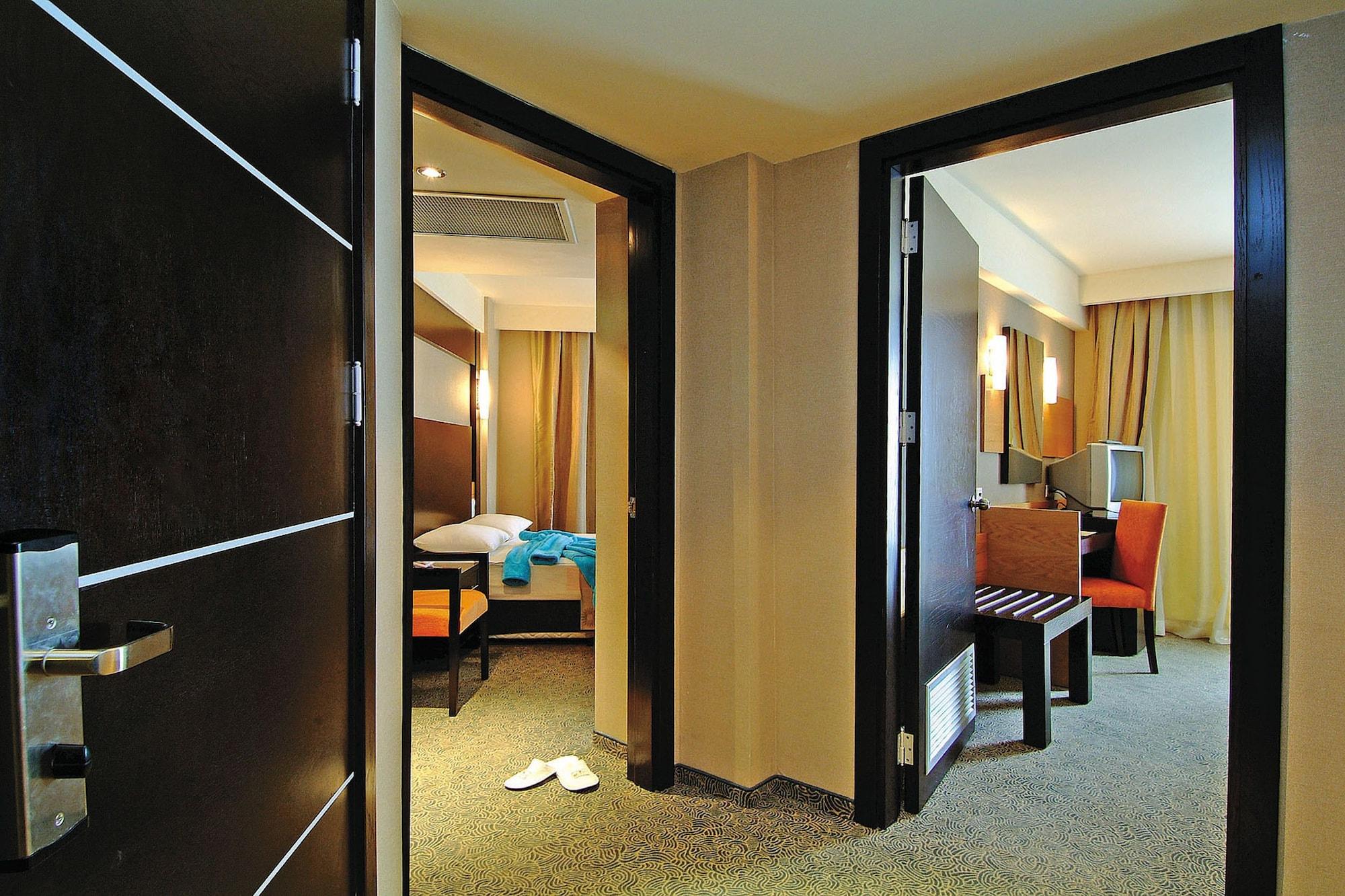 Mc Arancia Resort Hotel อลันยา ภายนอก รูปภาพ
